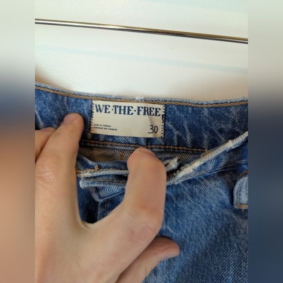 We the Free Tapered Baggy HIgh Rise Boyfriend Fit Jeans, Sz 30 - Picture 4 of 7